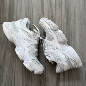 New Balance 9060 Sneakers in Reflection